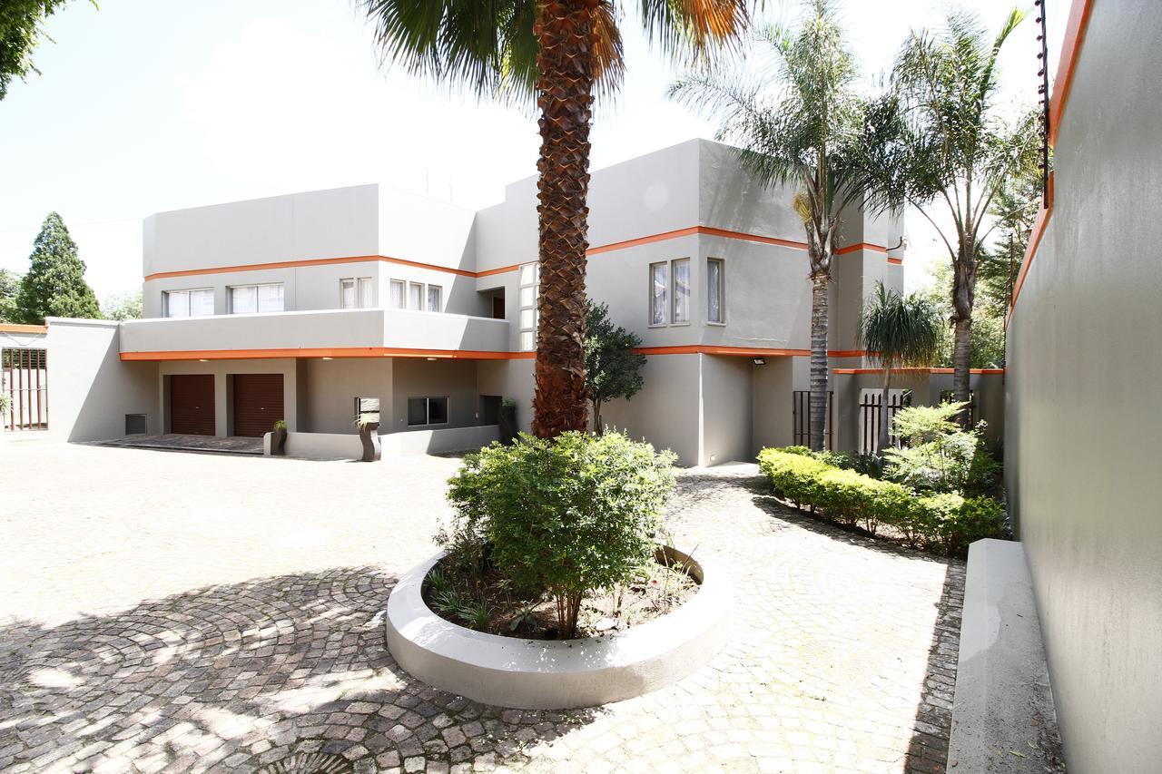Waterfall Guesthouse Midrand Exterior foto